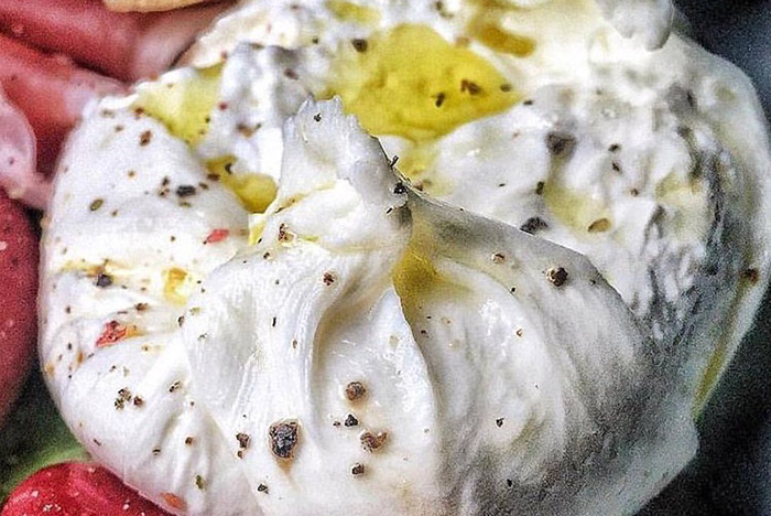 materrazza aperitivo burrata nice L’ALTRA CASA