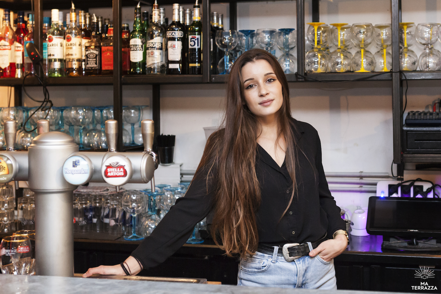 Aurélie, bartender au Club