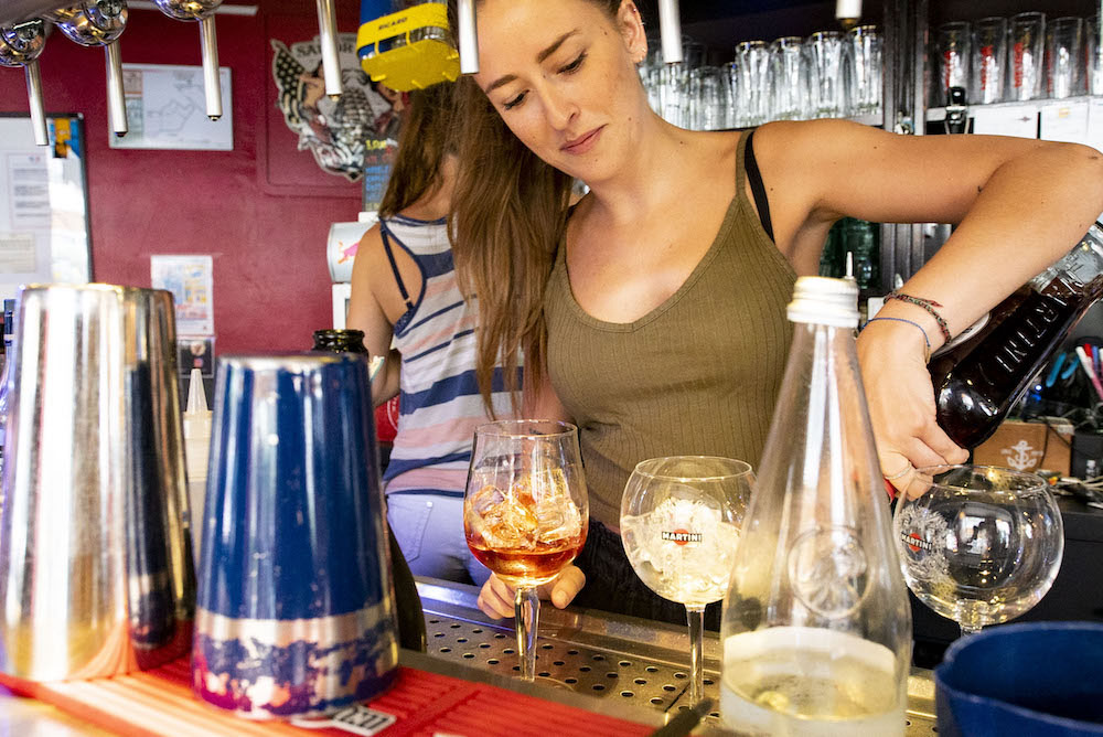 Le Trolley Bus cocktail bartender 