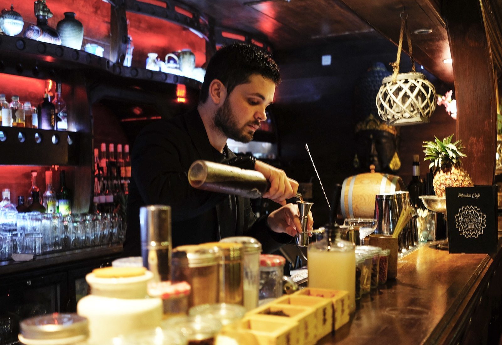bar cocktail lyon mumbai cafe