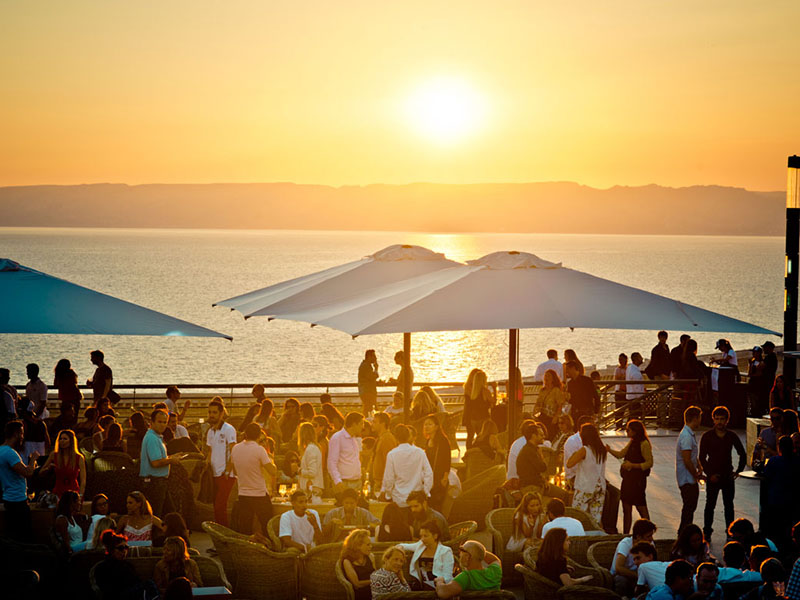 R2 rooftop marseille aperitivo