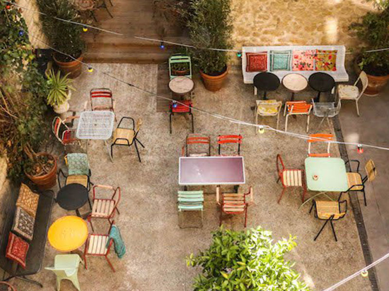 Frida terrasse bordeaux