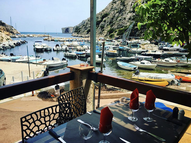 Terrasse bord de mer marseille le nautic bar